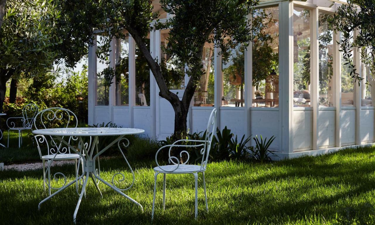 Agapanto Masseria Bed and Breakfast Conversano Exteriör bild